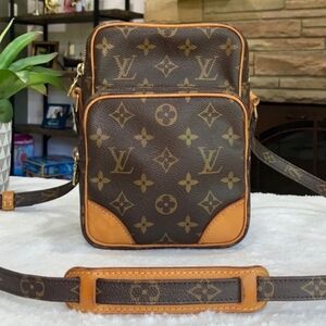 AUTHENTIC LOUIS VUITTON Amazon Monogram Crossbody Messenger Bag...VTG